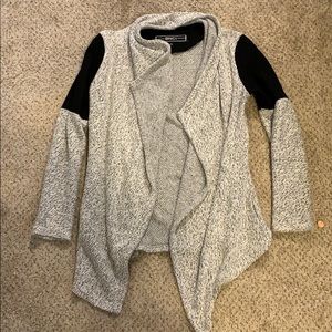 Black and White sweater/cardi
